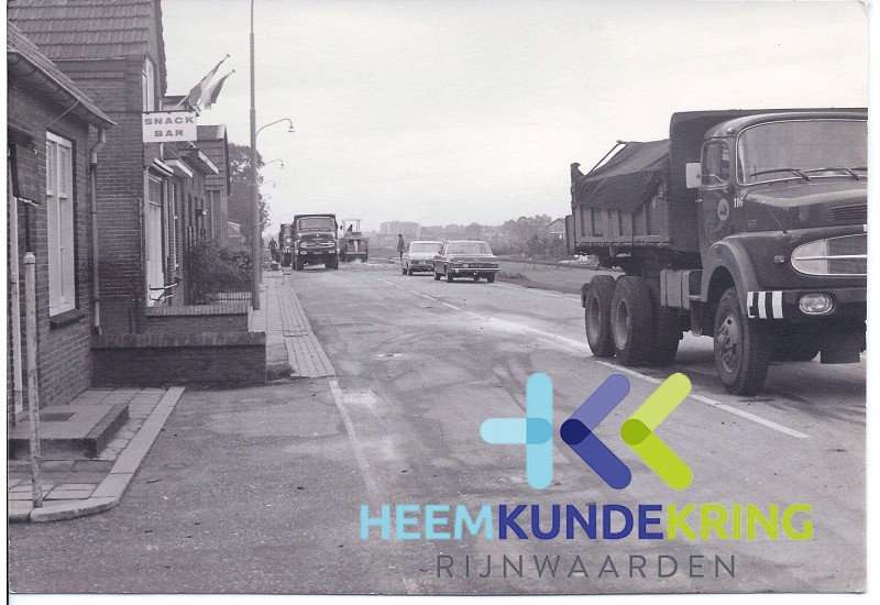 Lobith 04-1974 Bouw tunnel -Transeedijk-Komstraat (6)
